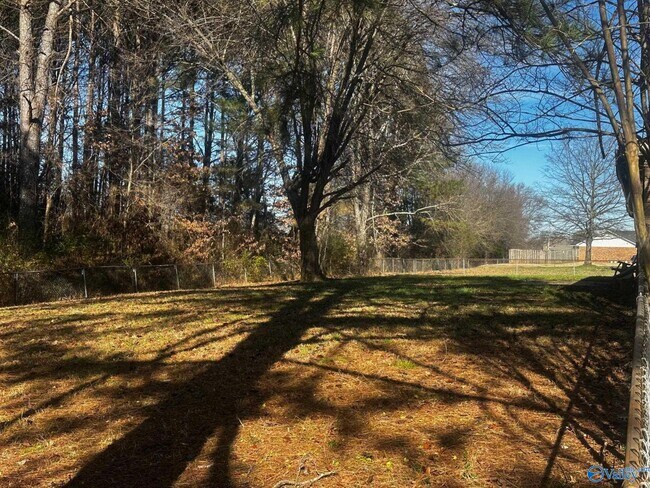 300 N Oxford Cir in Meridianville, AL - Building Photo - Building Photo