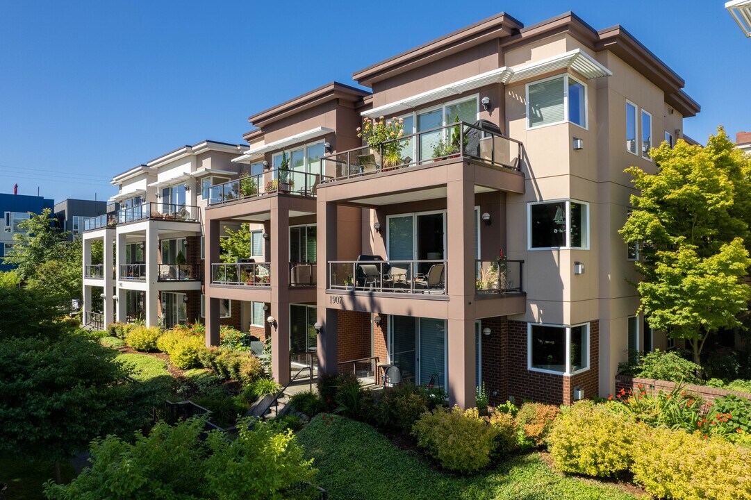 Verandas on Queen Anne in Seattle, WA - Foto de edificio