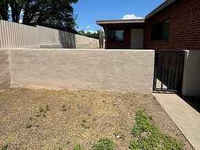 120 N Campbell Ave in Tucson, AZ - Building Photo - Building Photo