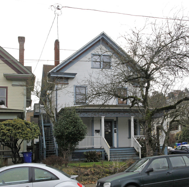 2388 NW Lovejoy St in Portland, OR - Building Photo - Building Photo