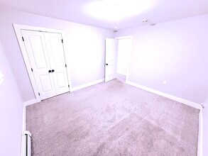 18108 61 Av in Surrey, BC - Building Photo - Building Photo