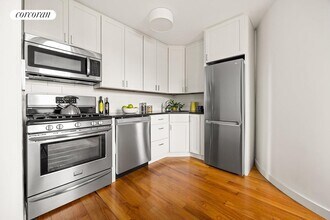 140 Warren St in Brooklyn, NY - Building Photo - Building Photo