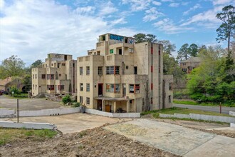 1100 Park Ave in Hot Springs National Park, AR - Building Photo - Building Photo