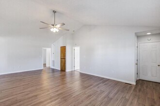 130 Kanton Dr in Jacksonville, NC - Building Photo - Building Photo