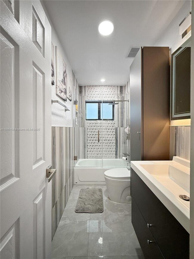 property at 3558 W 72nd Pl