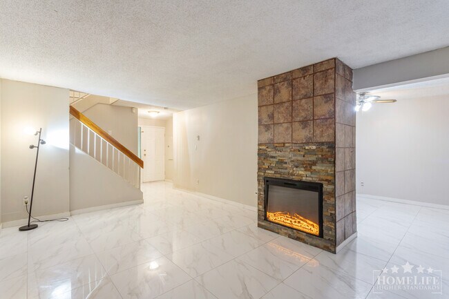 9976-9149 149 St in Surrey, BC - Building Photo - Building Photo