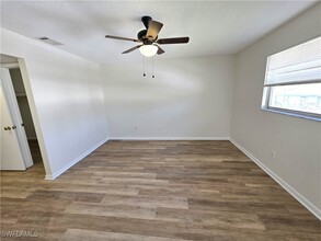 1429 Cape Coral Pkwy W in Cape Coral, FL - Building Photo - Building Photo