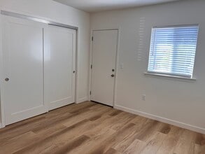 1219 Laurel St, Unit 1219 in Santa Cruz, CA - Foto de edificio - Building Photo