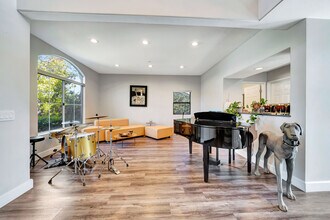 24574 Overland Dr in Los Angeles, CA - Building Photo - Building Photo