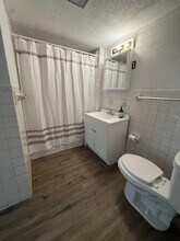 352 Violet Ave in Poughkeepsie, NY - Building Photo - Building Photo
