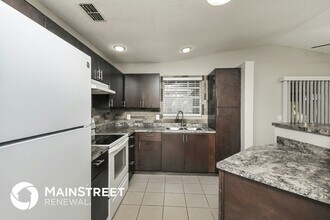7606 Willow Park Dr in Tampa, FL - Building Photo - Building Photo