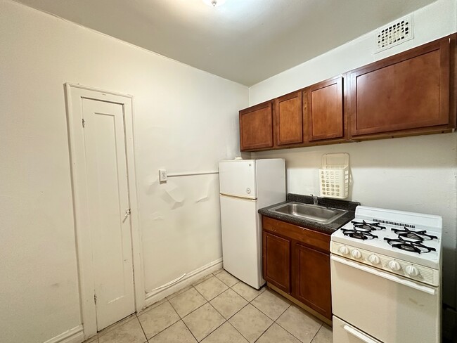 4834 N Damen Ave in Chicago, IL - Building Photo - Building Photo