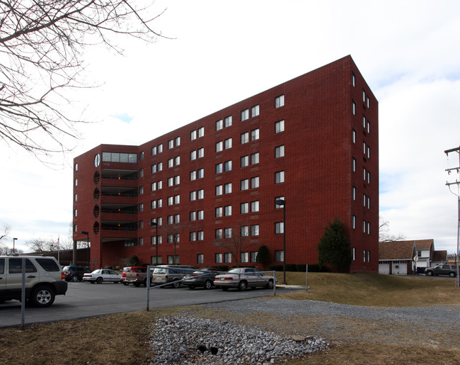 Poplar Terrace in Lebanon, PA - Building Photo - Building Photo