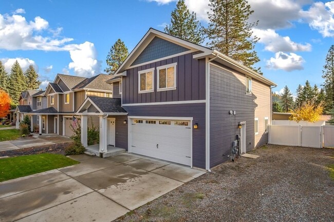 1508 E Nettleton Gulch Rd in Coeur d'Alene, ID - Building Photo - Building Photo