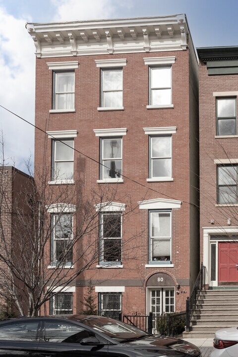 80 Morris St in Jersey City, NJ - Building Photo