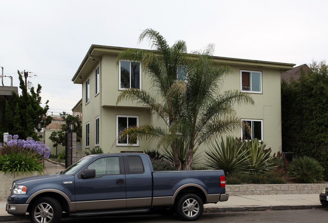 3851-3857 Front St in San Diego, CA - Building Photo