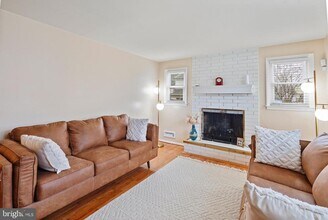 931 Beaverbank Cir in Towson, MD - Building Photo - Building Photo