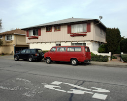 1890 Ednamary Way Apartments