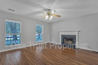 107 Elaine St in Goose Creek, SC - Foto de edificio - Building Photo