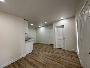 4048 Tenth St in Riverside, CA - Building Photo - Building Photo