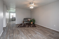 River Trace in Murfreesboro, TN - Building Photo - Interior Photo