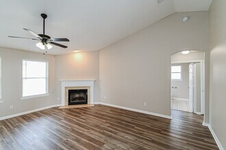 10341 Shelby Creek Rd N in Jacksonville, FL - Building Photo - Building Photo