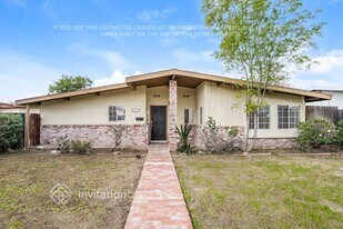 10831 Balboa Blvd in Los Angeles, CA - Building Photo