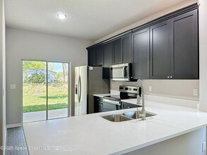 510 L M Davey Ln in Titusville, FL - Building Photo - Building Photo