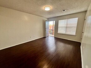 920 N Leverett Ave in Fayetteville, AR - Building Photo - Building Photo