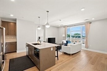 1650 Commonwealth Ave in Boston, MA - Building Photo