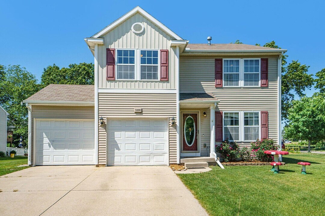 5358 Woodrush Ave in Kalamazoo, MI - Building Photo