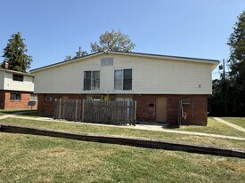 7 Columbine Ct in Cincinnati, OH - Building Photo