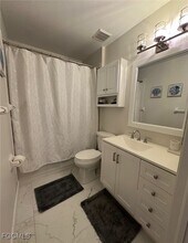 1024 Mainsail Dr in Naples, FL - Building Photo - Building Photo