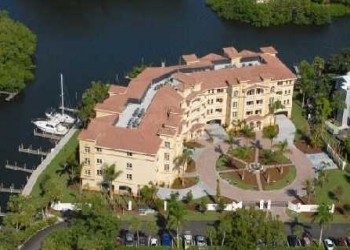 Grand Mariner in Longboat Key, FL - Building Photo