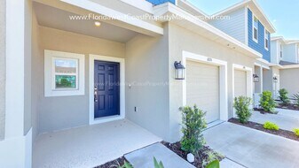16524 Bergamo Pl in Bradenton, FL - Building Photo