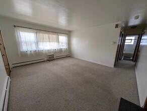 10351 Canterbury St in Westchester, IL - Building Photo - Building Photo