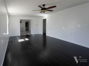 801 S Newton Ave in Springfield, MO - Building Photo - Building Photo