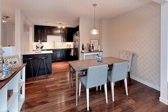 48 Groveland Terrace in Minneapolis, MN - Building Photo - Building Photo