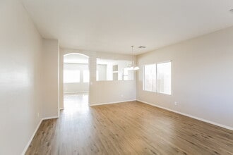 6906 S 50th Glen in Phoenix, AZ - Building Photo - Building Photo