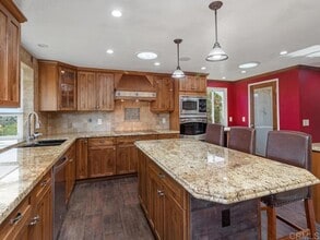 648 Morro Rd in Fallbrook, CA - Building Photo - Building Photo