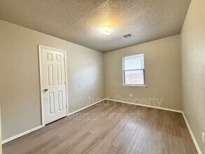 930 SW 62nd St in Oklahoma City, OK - Building Photo - Building Photo