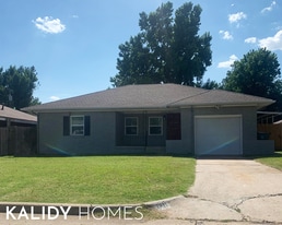 1711 N Vermont Ave in Oklahoma City, OK - Building Photo