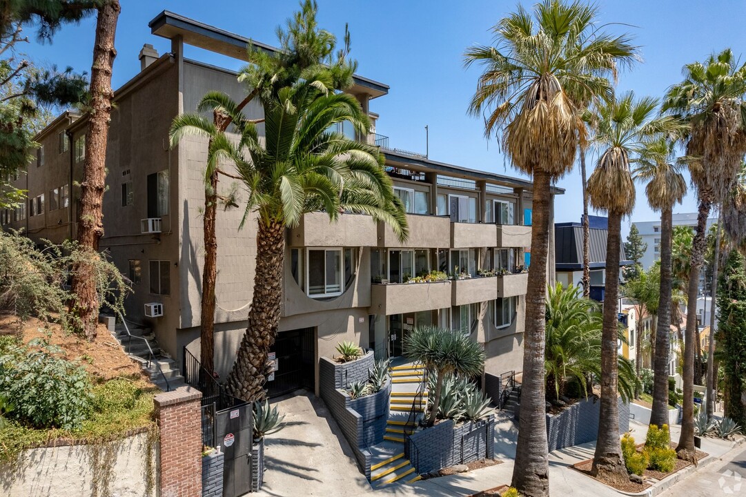 1944 Whitley Ave. in Los Angeles, CA - Foto de edificio