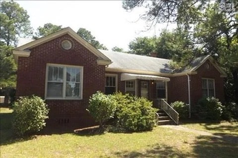 106 N Parson St