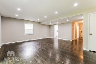 1324 N Cliff Valley Way NE in Atlanta, GA - Building Photo - Building Photo