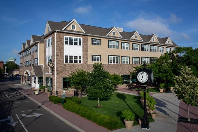 148 S Front St in Farmingdale, NY - Building Photo - Building Photo
