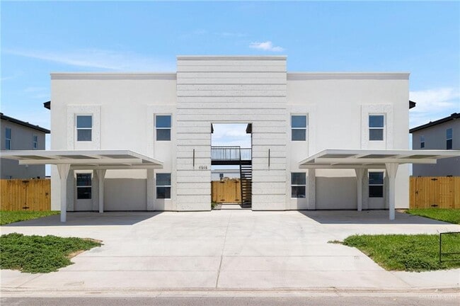 property at 20 Larkspur Ave
