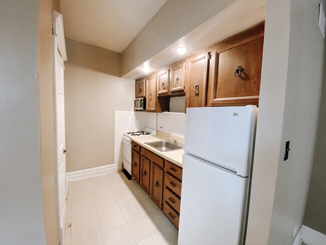 Salisbury Place Apartments in West Lafayette, IN - Foto de edificio - Building Photo