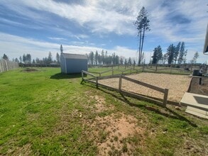 1492 Elliott Rd in Paradise, CA - Building Photo - Building Photo