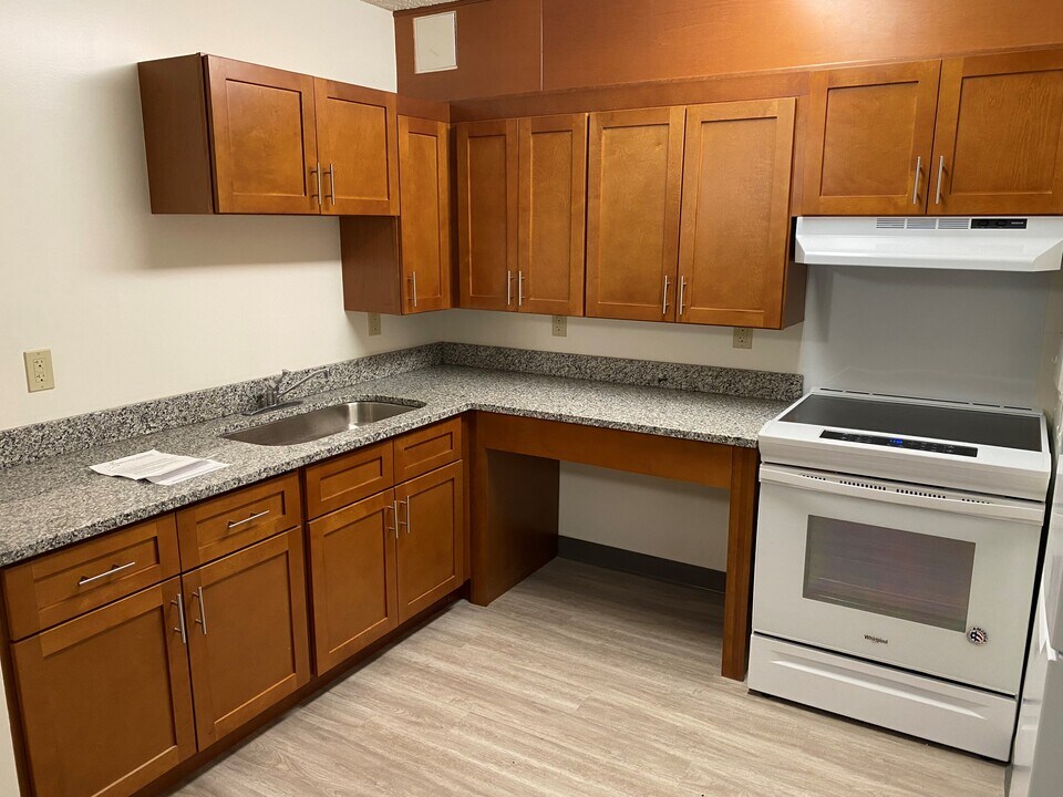 Marina Vista (Income Qualifications Apply) in Buffalo, NY - Foto de edificio